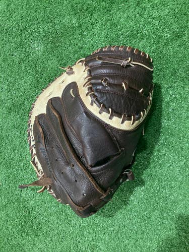 Brown Used Mizuno Franchise Right Hand Throw Catcher's Baseball Glove 33.5"