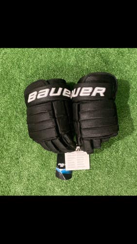 Black New Junior Bauer Pro Team Gloves 12"