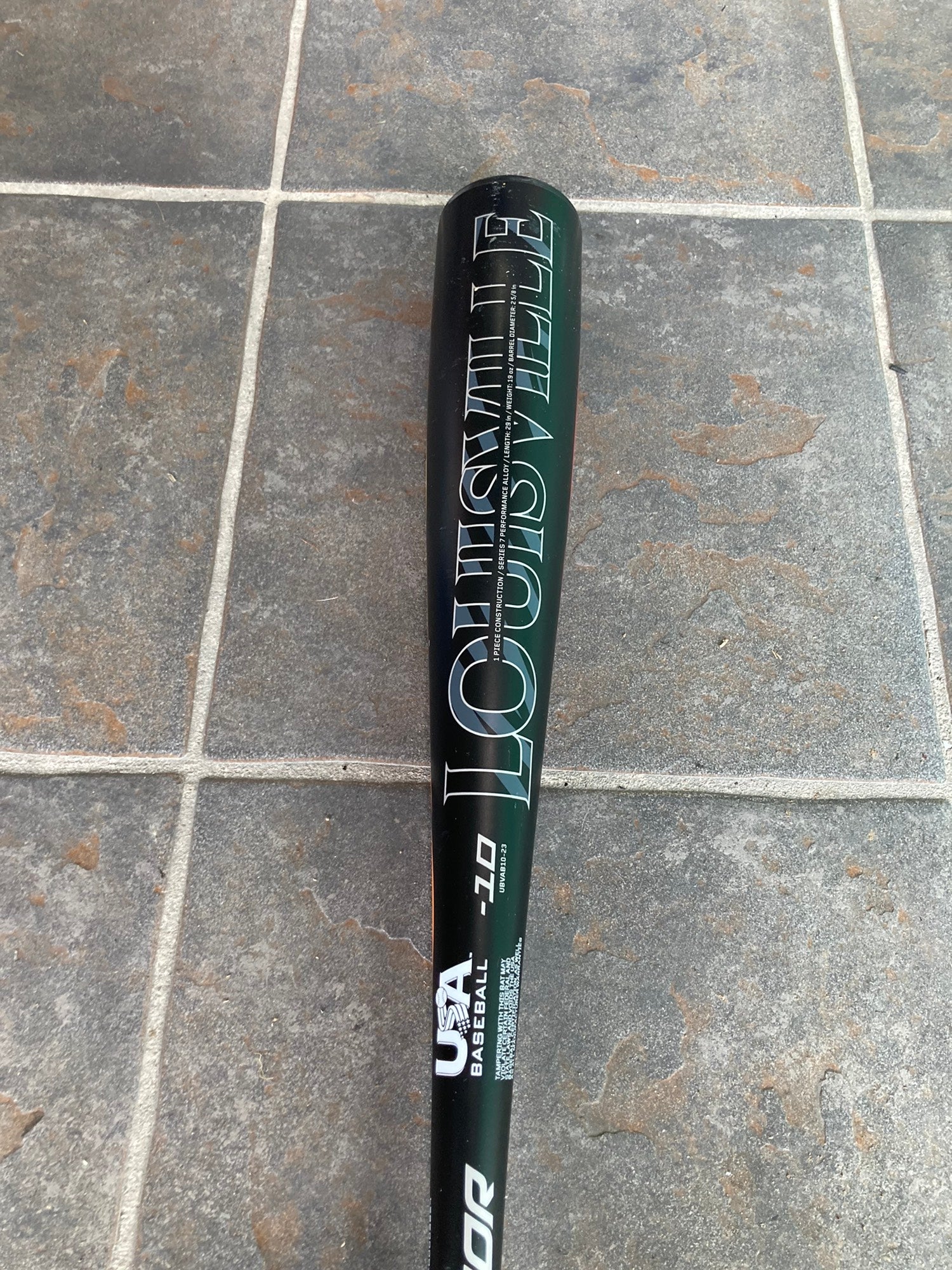 Selling a Louisville Slugger Vapor bat that's in very good shape
