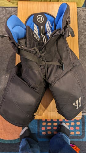 Used Junior Medium Warrior Covert QRE20 pro Hockey Pants (Free US Shipping)
