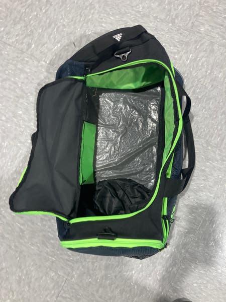 adidas duffle backpack Team Issue II Medium Duffel Bag, Onyx/Black Interior pocket keeps your valuables secure adidas All Blacks Duffle Bag