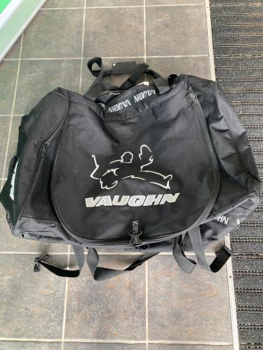 Used Vaughn V10 Wheeled Equipment Bag