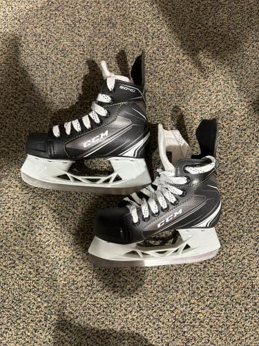 Used Junior CCM Tacks 9040 Hockey Skates Regular Width Size 1