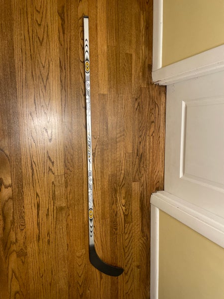 Used Senior Bauer Right Handed P92 Synergy Hockey Stick