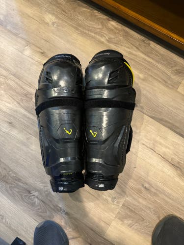 Bauer Mach Shinpads, used for one year PRICE IS NEGOTIABLE!