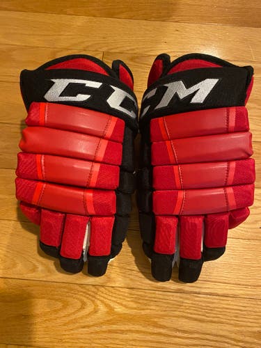 New CCM HG97 Gloves 15" Pro Stock