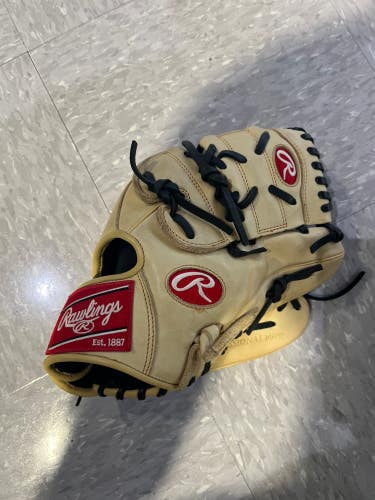 Brown Used Rawlings Gold Glove Elite Right Hand Throw Baseball Glove 12"
