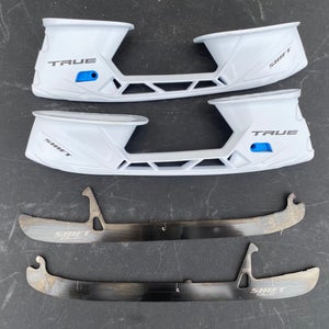 TRUE Player Skate Replacement Shift X Holder and Runner Set 7881