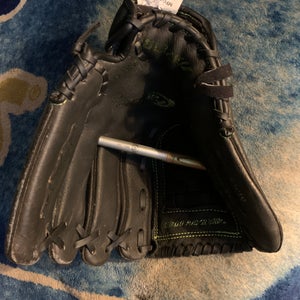 Used Mizuno Prospect MMX1205 Tartan Web Glove