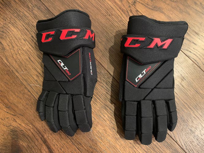LIKE NEW  USED  CCM QuickLite 190 Senior Ball Hockey Gloves SIZE 15"
