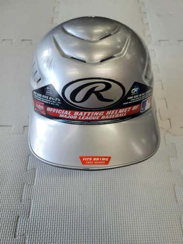 Used Rawlings Adult Helmet One Size Baseball And Softball Helmets