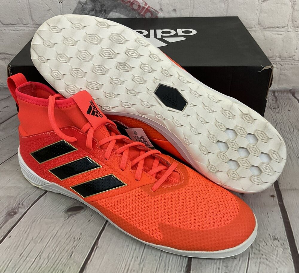 ace tango 17.3 indoor shoes