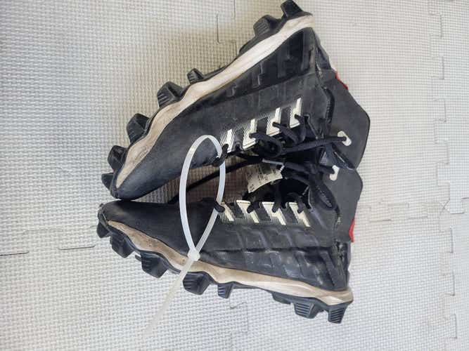 Used Under Armour Bb Cleats Junior 05.5 Baseball And Softball Cleats