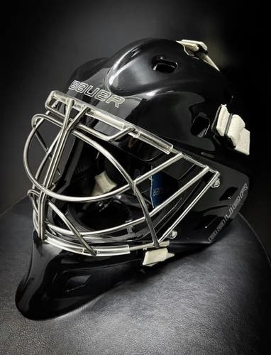 New Senior Bauer NME One Goalie Mask