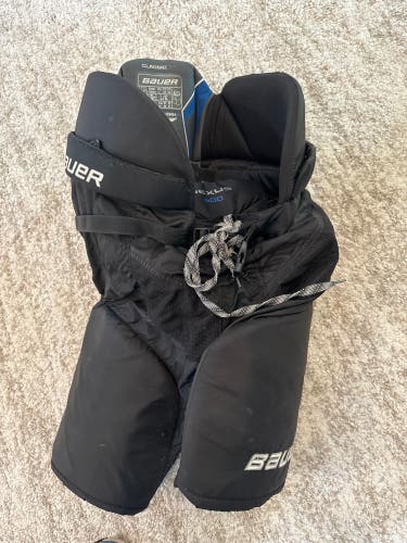 Used Senior Bauer Nexus 600 Hockey Pants