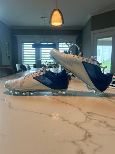Used Men's Under Armour Cleats