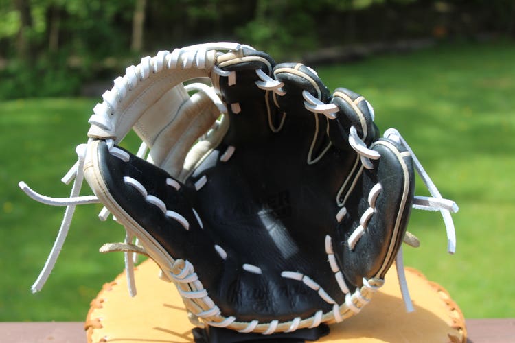 Used Rawlings Infield Right Hand Throw Gamer XLE Baseball Glove 11.5"