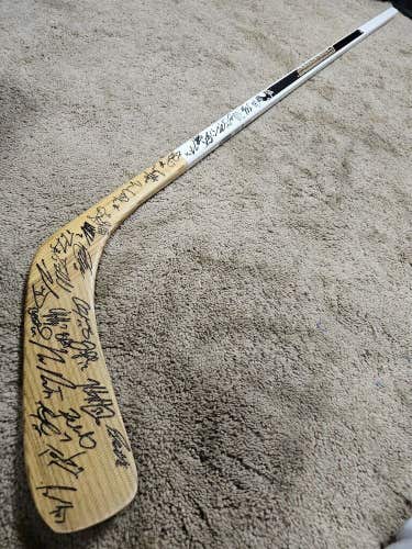 2012-13 PITTSBURGH PENGUINS Team Signed Hockey Stick Crosby Malkin Letang Iginla