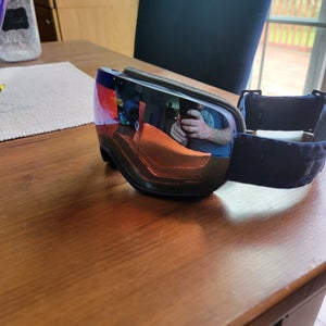 Used Women's Giro Facet Ski/Snowboard Goggles Medium Frame