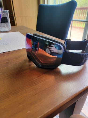 Used Women's Giro Facet Ski/Snowboard Goggles Medium Frame