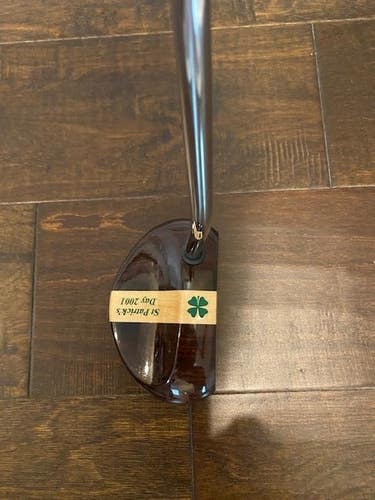 Musty Mallet Right Handed Putter Uniflex 35" Used