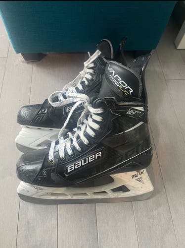 Used Senior Bauer Regular Width  Pro Stock 8 Supreme UltraSonic Hockey Skates