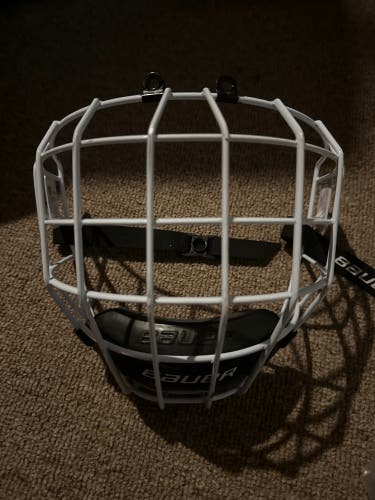 Used  Bauer Full Cage Profile II Facemask