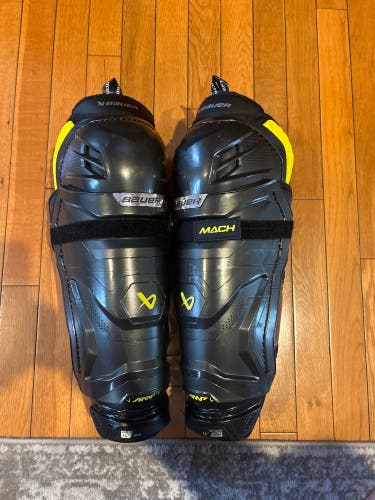 New Senior Bauer 14" Supreme Mach Shin Pads