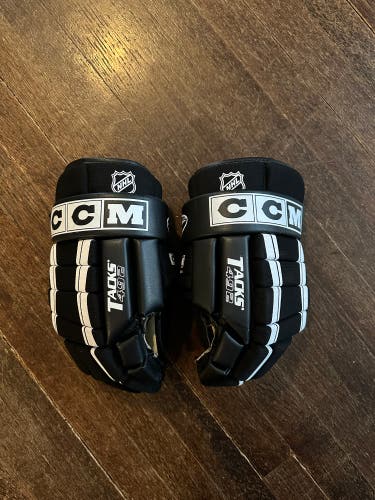 Used CCM 14" Tacks 492 Gloves