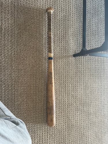 Used    Wood  32" Unknown Brand