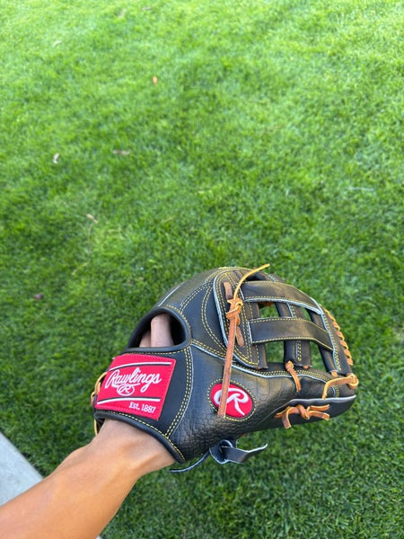 New Right Hand Throw 12.75" Heart of the Hide Baseball Glove