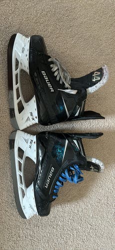 Used Senior Bauer Extra Wide Width  Pro Stock 9 Supreme UltraSonic Hockey Skates
