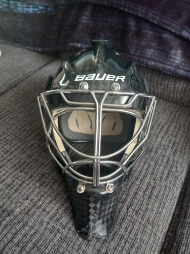 Used Senior Bauer 960XPM Goalie Mask Pro Stock