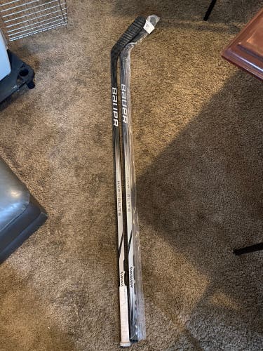 New Senior Bauer Right Handed P28 Vapor Hyperlite 2 Hockey Stick