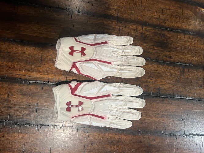 White Boston College Game-Worn XL Under Armour Highlight Gloves