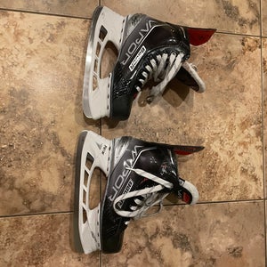 Bauer Vapor X3.7 Hockey Skates Size 5D