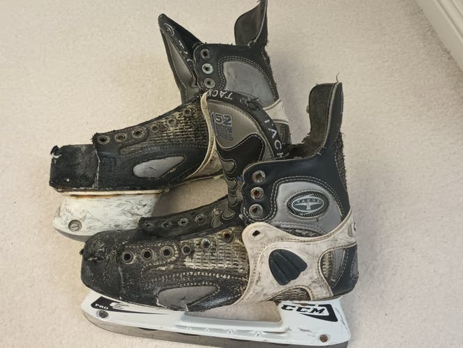 Used Senior CCM Tacks Custom 1152 Ice Hockey Skates Size Adult 8
