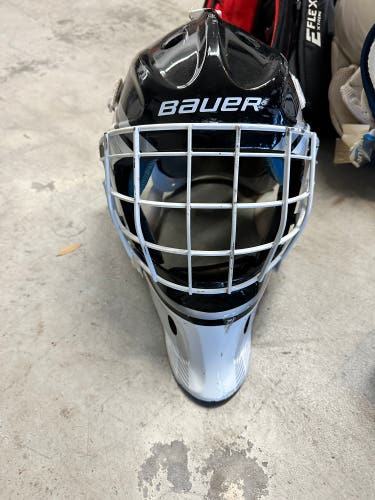 Used Senior Bauer Goalie Mask