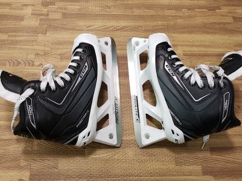 Barely Used Junior CCM RibCor 40K Hockey Goalie Skates Regular Width Size 2