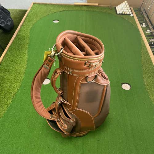 Used Htz Sport Plus Golf Cart Bags