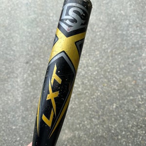 Used 2020 Louisville Slugger Composite 17 oz 28" LXT Bat