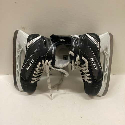 Used Ccm Tacks 9040 Intermediate 5.0 Ice Hockey Skates