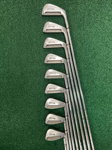 Wilson Reflex Vintage Iron Set 2-PW MRH Dynapower Regular Flex Steel Shafts