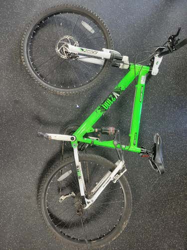 Used Genesis V2100 33-37cm - 13-14" - Xs Frame 21 Speed Men's Bikes