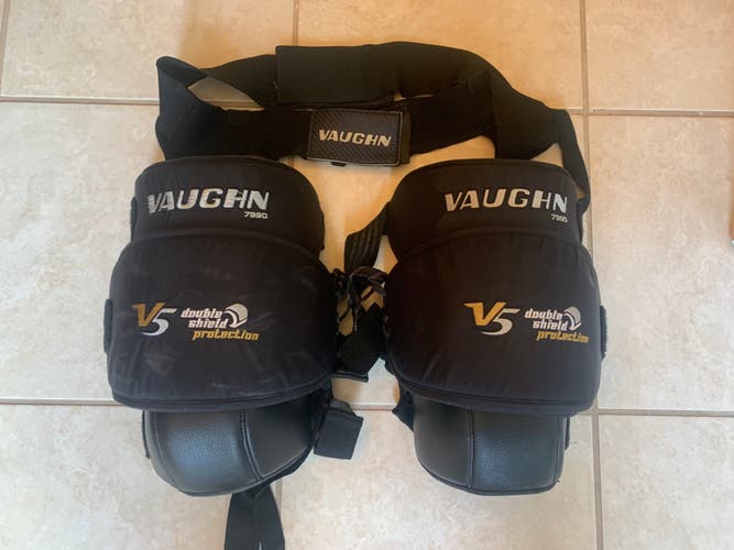 Used Vaughn V5 7990 Knee thigh guards like new