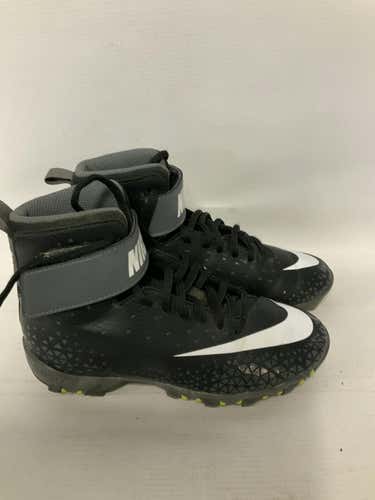 Used Nike Nike Junior 02.5 Baseball And Softball Cleats