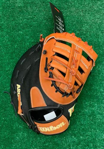 Wilson A2000 SC1620 12.5" Right Hand Baseball First Base Mitt with Spin Control