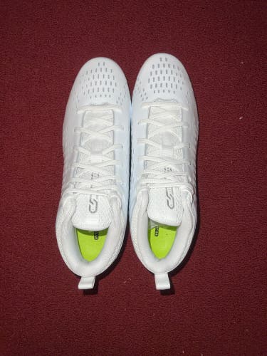 Under Armor Spotlight Cleats (Size 10) (Brand new, never used)