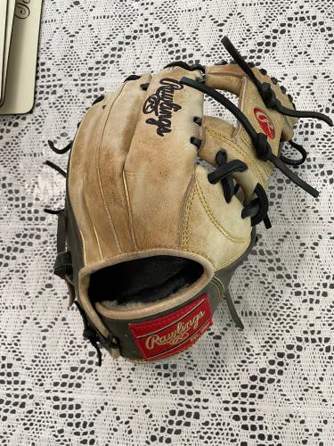 Used Right Hand Throw 11.75" Pro Preferred Baseball Glove