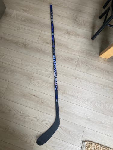 Used Senior Sher-Wood Right Handed P28  Code tmp Pro Hockey Stick